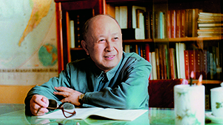 錢學(xué)森：我姓錢，但不愛錢