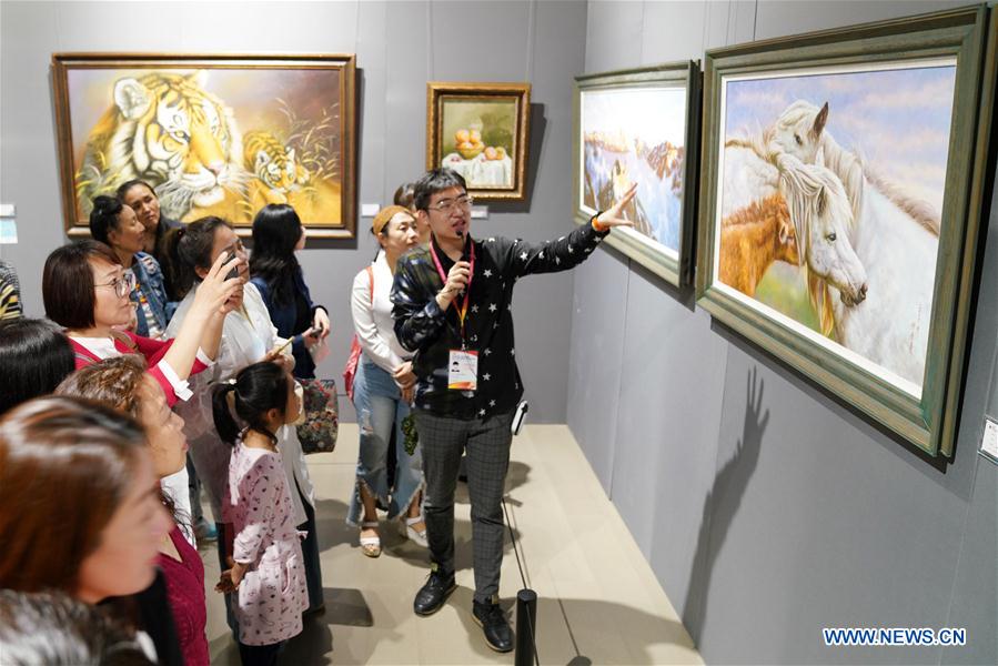 CHINA-HARBIN-CHINA-RUSSIA EXPO-OIL PAINTINGS (CN)
