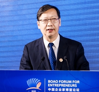 楊慶兵：食品行業(yè)在保障民生、維護(hù)社會(huì)穩(wěn)定方面發(fā)揮巨大作用