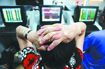 再問(wèn)光大"烏龍指"：缺少相關(guān)規(guī)定，股民虧了找誰(shuí)?