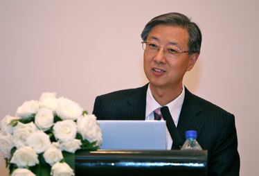 【發(fā)展】中國期貨:機遇與挑戰(zhàn)并存