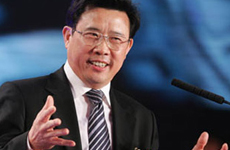 悲情進京 梁穩(wěn)根能否扭轉(zhuǎn)不利局面?