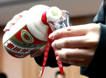 茅臺跌?；蚺c反腐風(fēng)暴有關(guān)