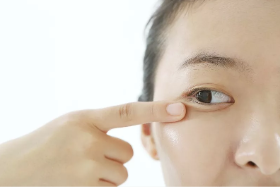 健康用眼 請(qǐng)保護(hù)好我們的眼睛！