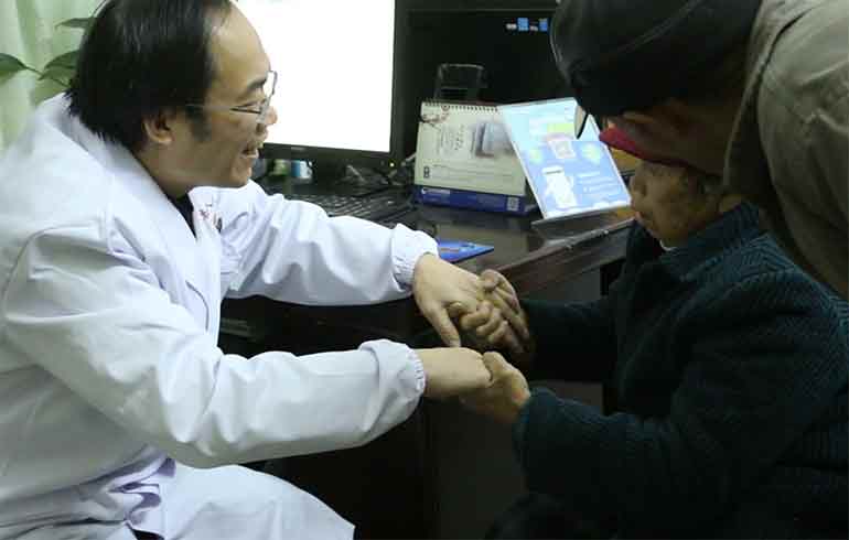 致敬偉大改革｜對話40年，講述身邊的健康故事（第三集）&mdash;&mdash;有了新農合，看病不再愁