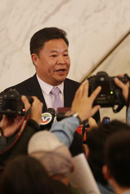 新聞，就是要搶！