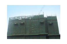 新樓盤(pán)尚是框架 交房日售樓部無(wú)人群情激憤