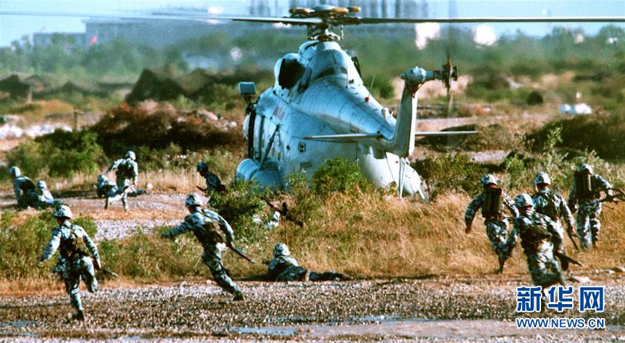 （自信中國&middot;70年啟示錄&middot;圖文互動）（4）富國強(qiáng)軍筑長城&mdash;&mdash;從壯闊70年看中國強(qiáng)軍