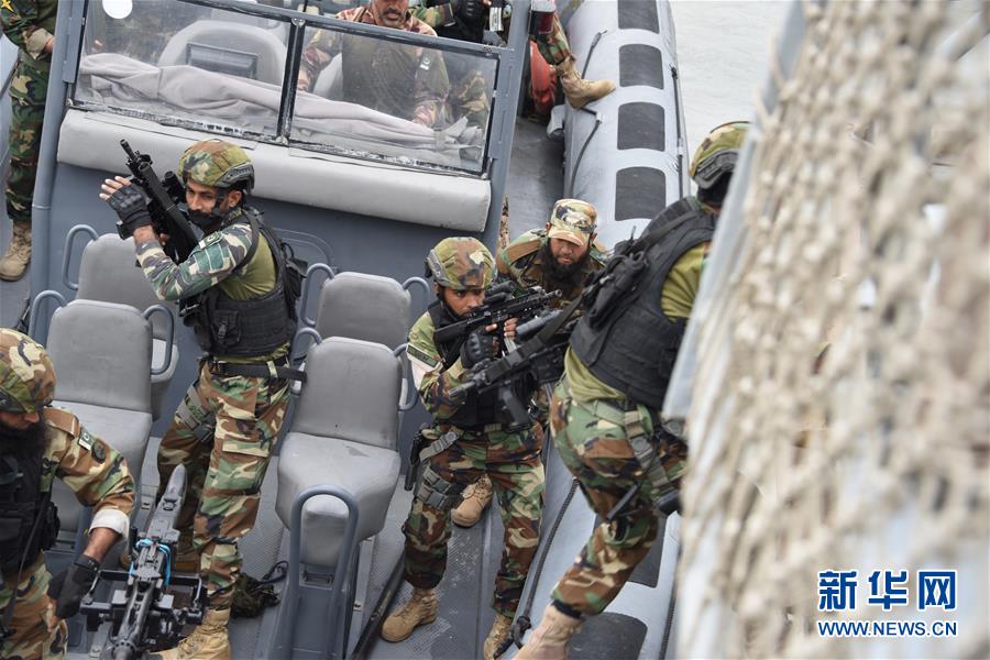 （圖文互動(dòng)&middot;國(guó)際）（2）&ldquo;海洋衛(wèi)士-2020&rdquo;中巴海上聯(lián)演：結(jié)束港岸交流轉(zhuǎn)入海上實(shí)兵實(shí)彈演練