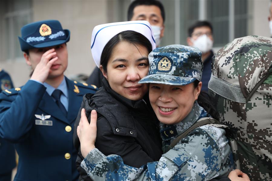 (圖文互動)(1)“白衣戰(zhàn)士”在沖鋒——記“最美新時(shí)代革命軍人”仲月霞