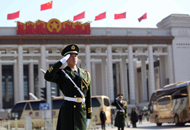 守衛(wèi)兩會的最美哨兵