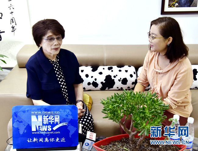 電波永不消逝，隨著時(shí)代發(fā)展傳播可能會(huì)有多種形式，年輕播音員要不忘初心，在如今優(yōu)越條件下更應(yīng)砥礪自己。