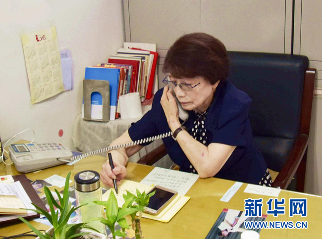 老年生活精力都放在教育上，健康秘訣是保持學(xué)習(xí)，簡單生活。