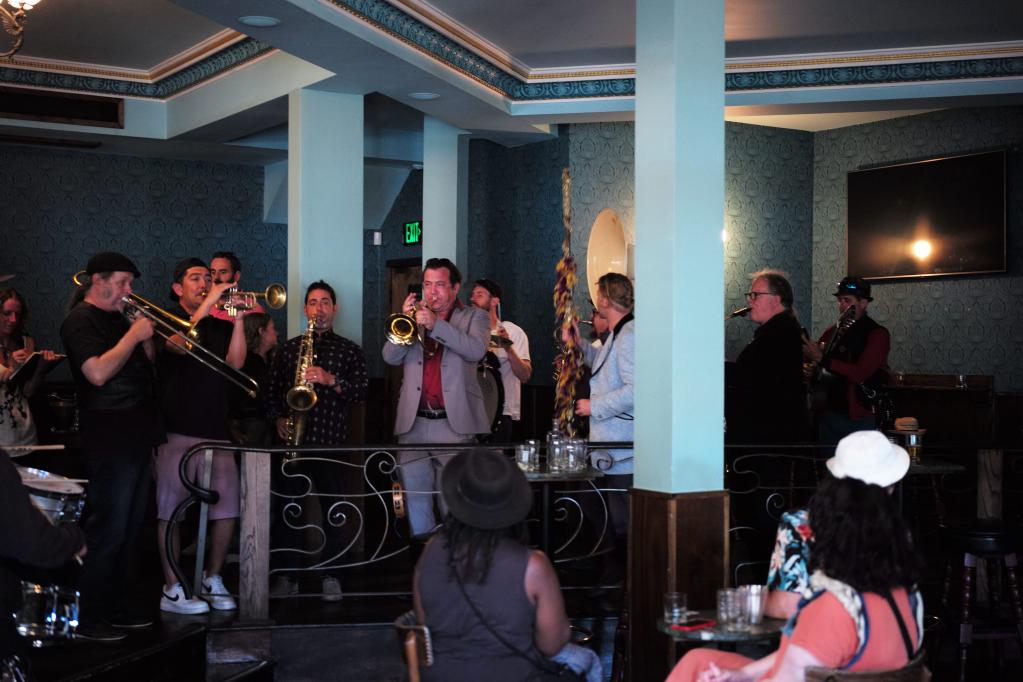 美國(guó)舊金山:笙歌再起