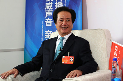 全國政協(xié)委員陳經(jīng)緯做客新華網(wǎng)、中國政府網(wǎng)兩會(huì)訪談