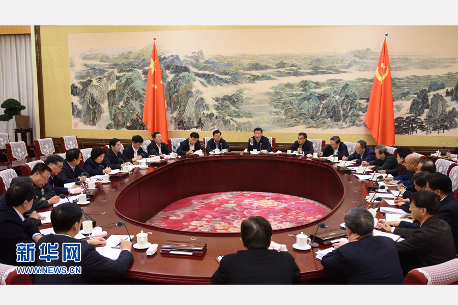 12月28日至29日，中共中央政治局召開專題民主生活會(huì)，對(duì)照檢查踐行&ldquo;三嚴(yán)三實(shí)&rdquo;情況，討論研究加強(qiáng)黨風(fēng)廉政建設(shè)措施。中共中央總書記習(xí)近平主持會(huì)議并發(fā)表重要講話。新華社記者 李學(xué)仁 攝 