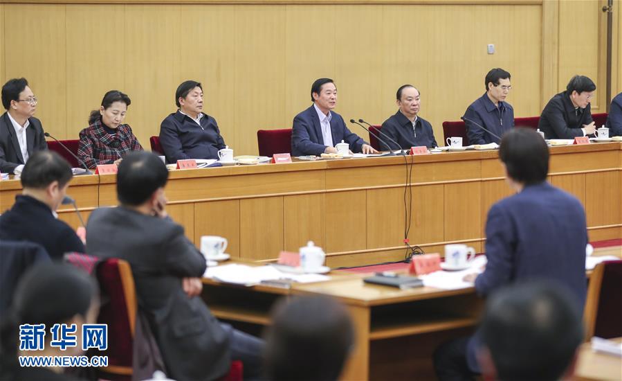 3月17日，中共中央政治局委員、中央書記處書記、中宣部部長劉奇葆在北京出席中華優(yōu)秀傳統(tǒng)文化傳承發(fā)展工作座談會(huì)。 新華社記者丁林?jǐn)z