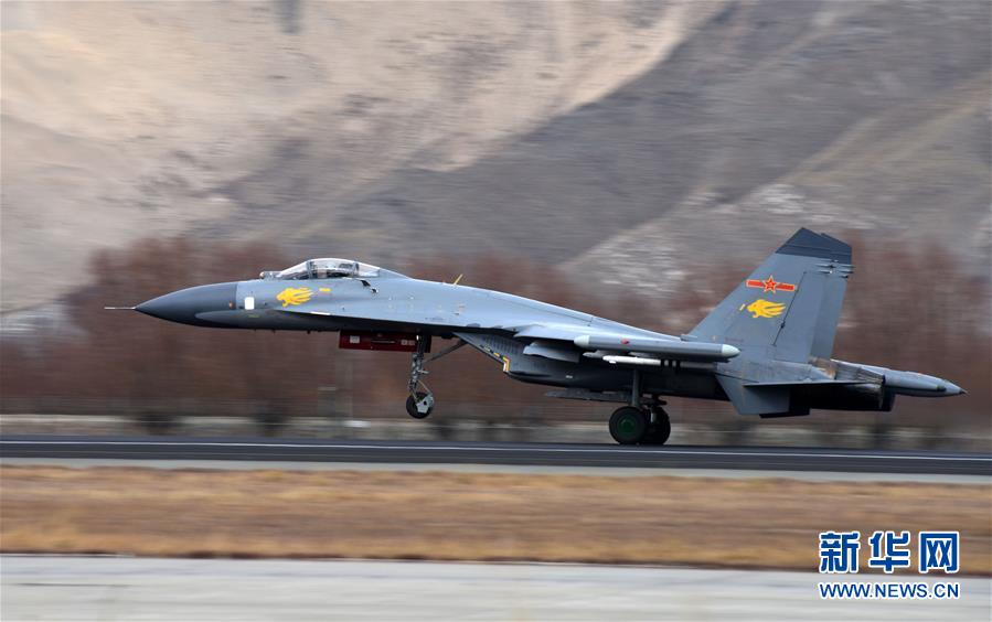 （新華全媒頭條&middot;圖文互動(dòng)）（15）備戰(zhàn)踏上新起點(diǎn)，練兵展現(xiàn)新氣象&mdash;&mdash;2018中國(guó)軍隊(duì)新年開訓(xùn)全景大掃描