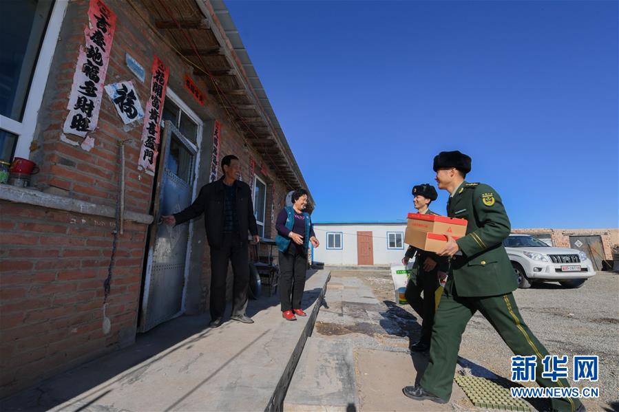 (社會(huì))(1)情暖邊境空巢老人