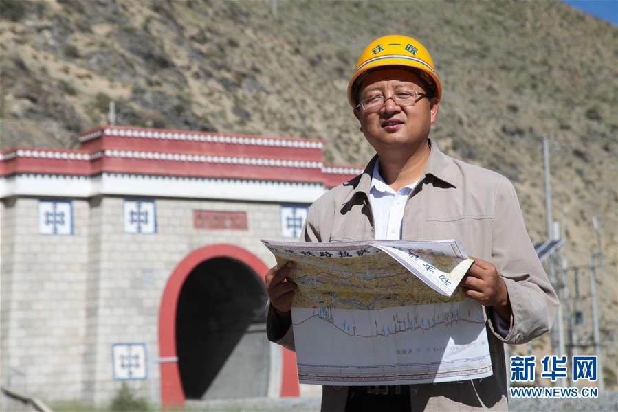 （新時代奮斗者&middot;圖文互動）（1）執(zhí)一事，終一世&mdash;&mdash;記高原鐵路&ldquo;探路者&rdquo;劉爭平