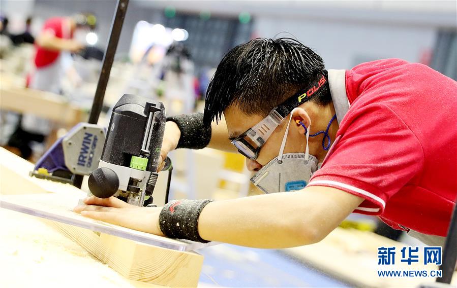 （新華全媒頭條&middot;圖文互動(dòng)）（5）上下合力，聚力破障，開(kāi)辟&ldquo;大國(guó)工匠&rdquo;建設(shè)新格局