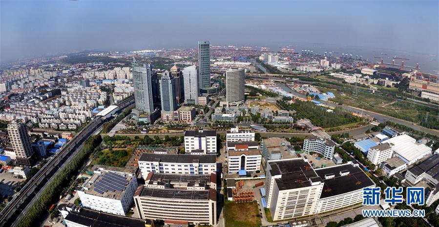 （大江奔流&mdash;&mdash;來自長江經(jīng)濟(jì)帶的報道&middot;新華全媒頭條&middot;圖文互動）（1）擘畫新時代中國發(fā)展新坐標(biāo)&mdash;&mdash;深入推動長江經(jīng)濟(jì)帶發(fā)展述評