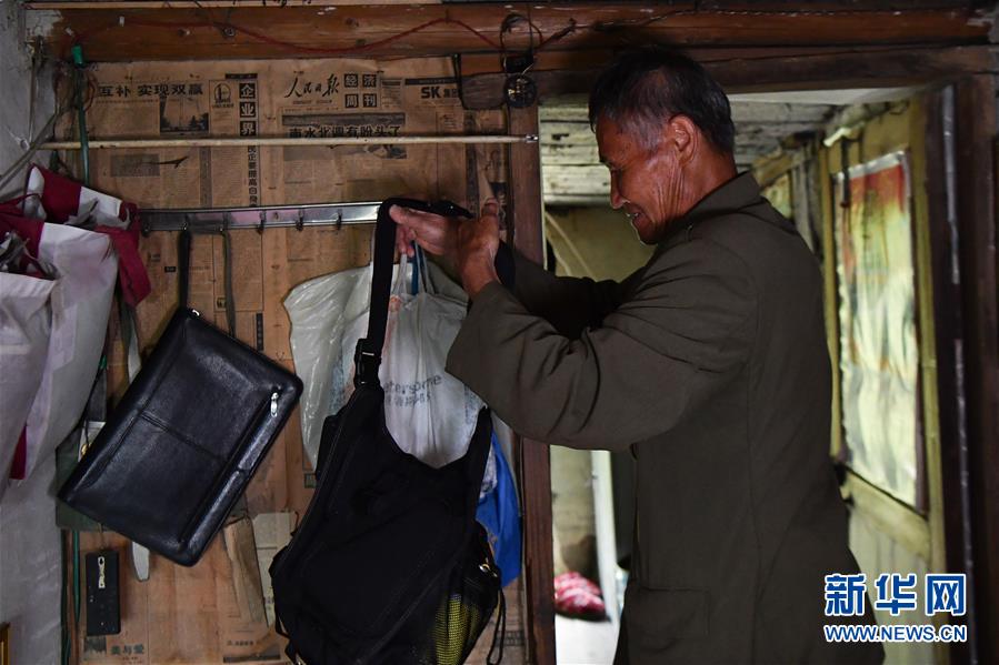 （新華全媒頭條&middot;圖文互動(dòng)）（2）一個(gè)人，一座山&mdash;&mdash;劉真茂的生命守望