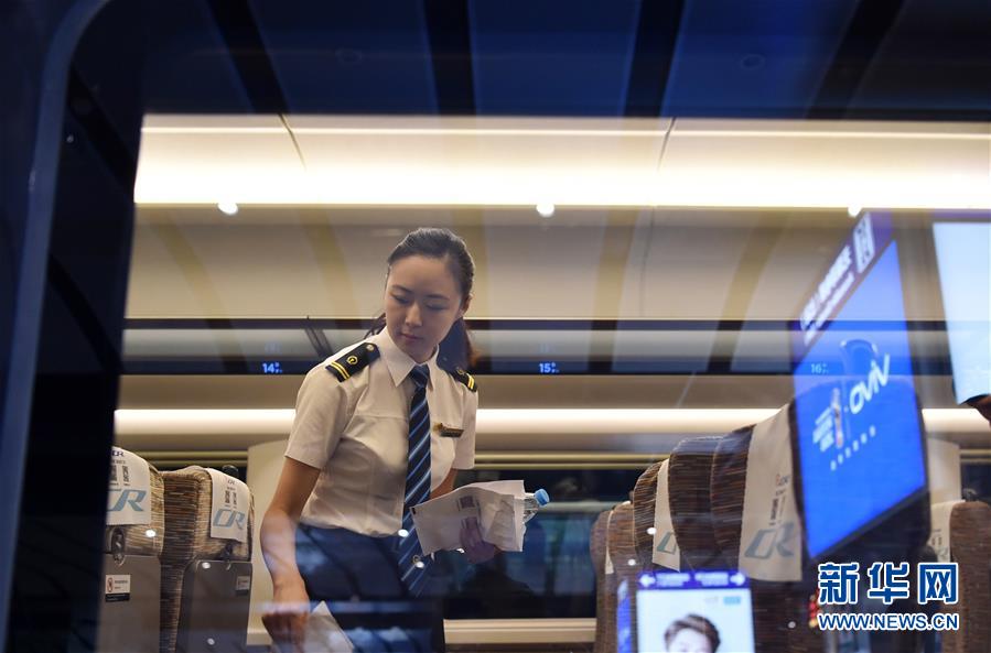 （新華全媒頭條&middot;圖文互動）（3）從這里始發(fā)！中國高鐵遞出&ldquo;國家名片&rdquo;