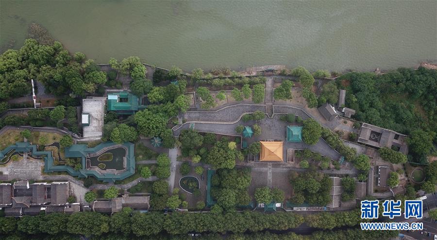 （大江奔流&mdash;&mdash;來(lái)自長(zhǎng)江經(jīng)濟(jì)帶的報(bào)道&middot;圖文互動(dòng)）（11）登岳陽(yáng)樓，又見&ldquo;浩浩湯湯&rdquo;