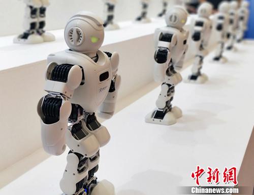 圖為機器人大會現(xiàn)場。姚露 攝 