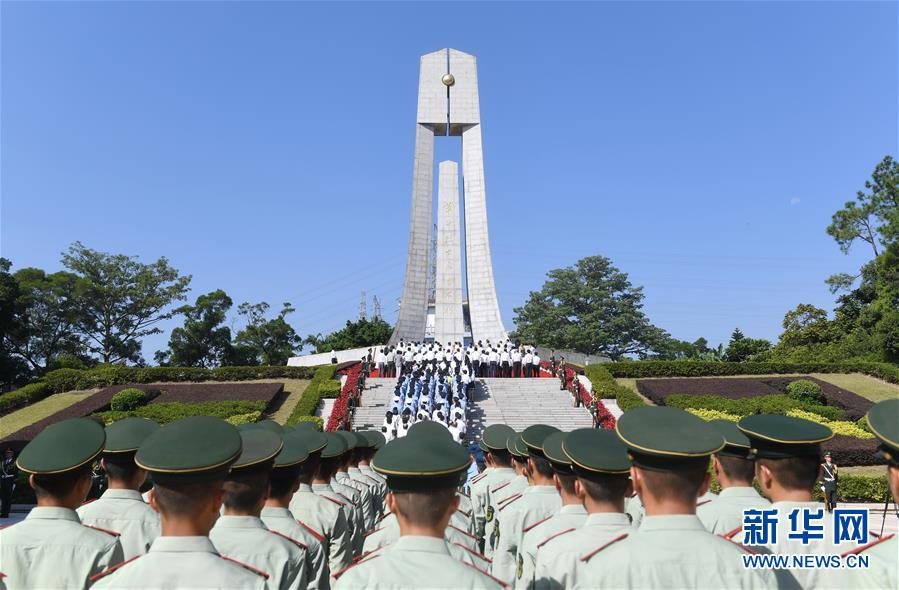 （新華全媒頭條&middot;圖文互動）（8）致敬英烈 捍衛(wèi)榮光&mdash;&mdash;寫在英雄烈士保護法實施后首個烈士紀念日