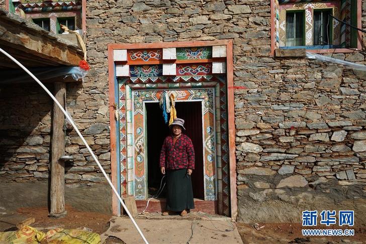 （圖文互動(dòng)）（4）日子繼續(xù)好好過&mdash;&mdash;探訪金沙江堰塞湖四川安置點(diǎn)