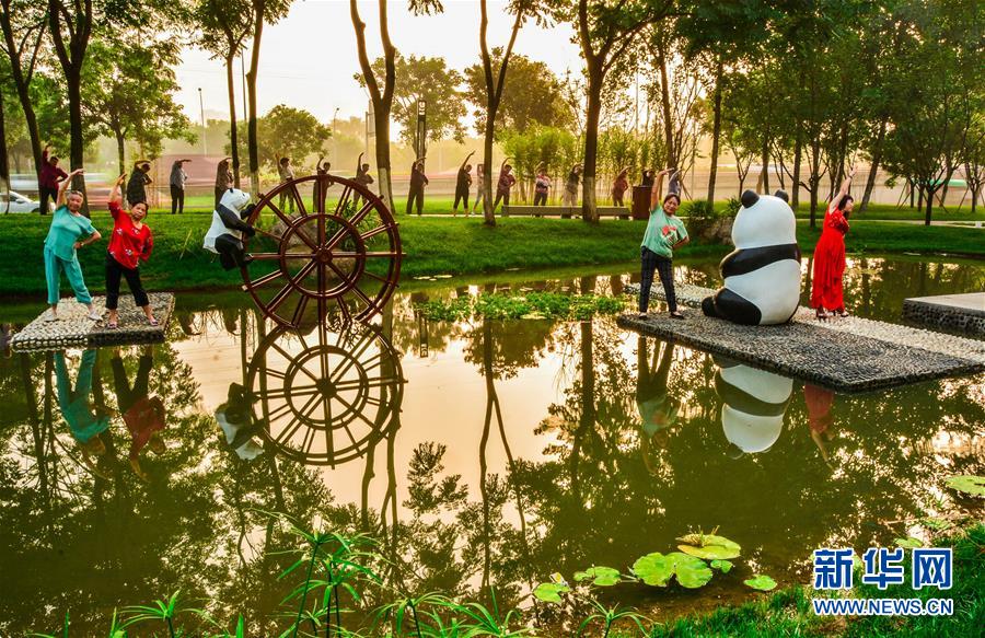 (百城百縣百企調(diào)研行·圖文互動(dòng))(3)成都:內(nèi)陸腹地構(gòu)筑起全方位開(kāi)放高地