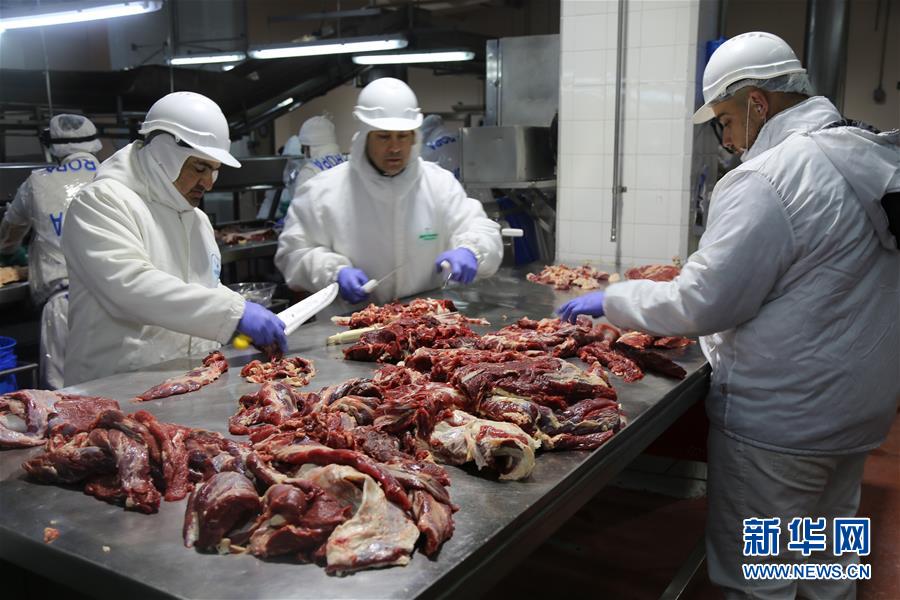 （新華全媒頭條&middot;圖文互動(dòng)）（8）新華社評(píng)論員：向著更加壯闊的航程&mdash;&mdash;致敬改革開放40周年