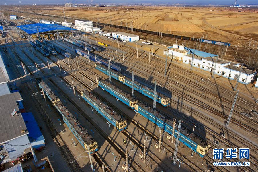 (新華全媒頭條·圖文互動(dòng))(13)“重載大秦”三十年