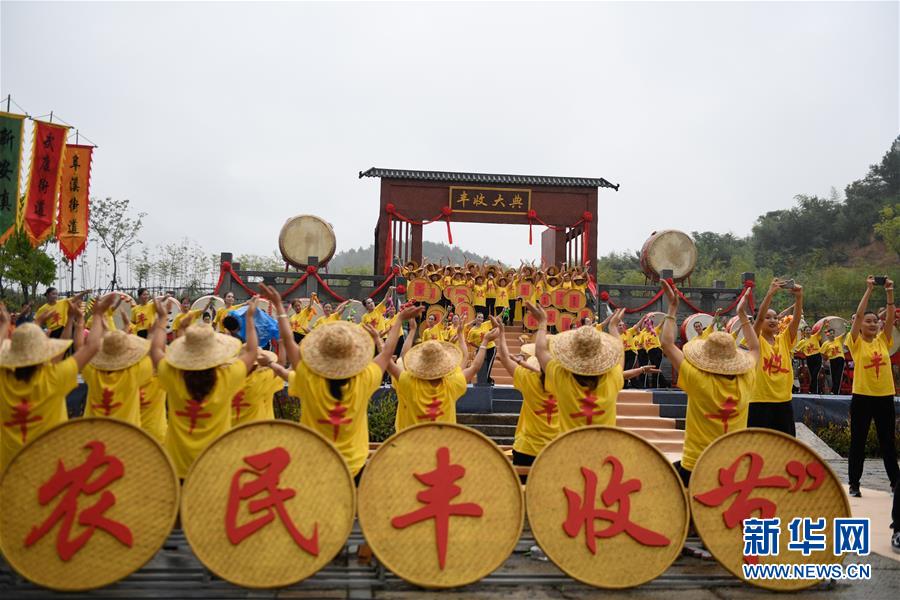 （圖文互動(dòng)）（9）建設(shè)好生態(tài)宜居的美麗鄉(xiāng)村&mdash;&mdash;從&ldquo;千萬工程&rdquo;看習(xí)近平生態(tài)文明思想的生動(dòng)實(shí)踐和世界回響