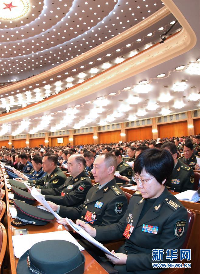 （兩會(huì)&middot;人大開幕&middot;XHDW）（13）十三屆全國(guó)人大一次會(huì)議在京開幕