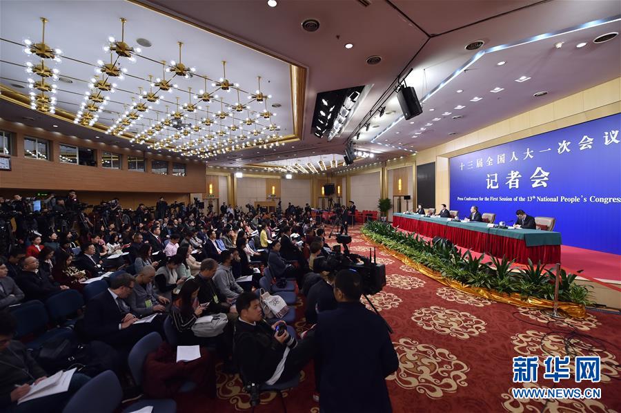 （兩會&middot;XHDW）（4）國務(wù)院國資委主任肖亞慶等就&ldquo;國有企業(yè)改革發(fā)展&rdquo;答記者問