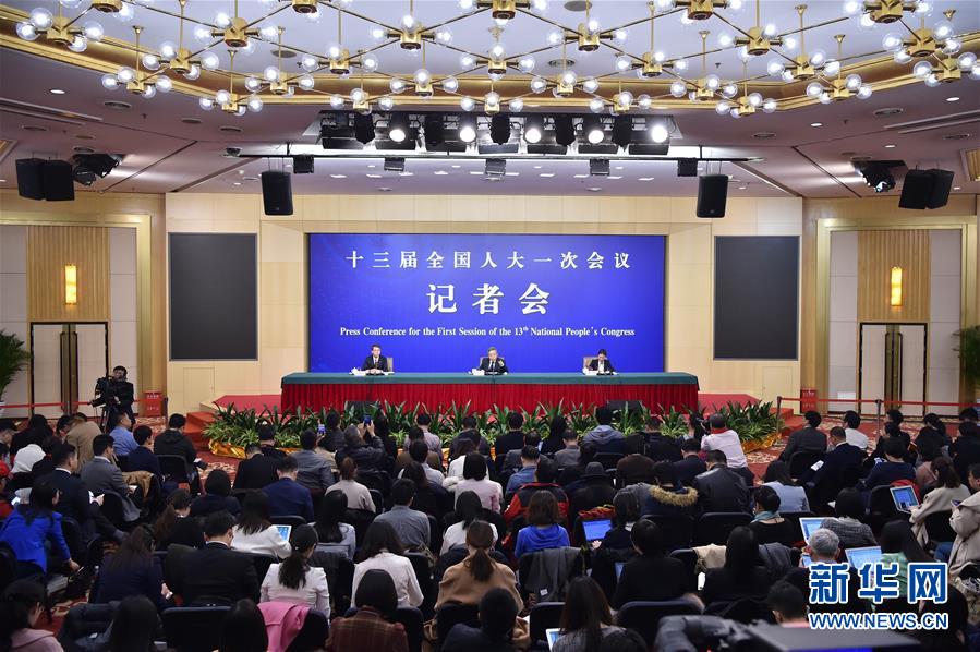 （兩會(huì)&middot;XHDW）（4）教育部部長(zhǎng)陳寶生就&ldquo;努力讓每個(gè)孩子都能享有公平而有質(zhì)量的教育&rdquo;答記者問