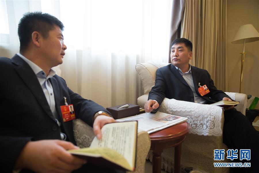 (兩會(huì)·基層代表履職故事)(3)全國(guó)人大代表吳云波:共享新時(shí)代發(fā)展成果