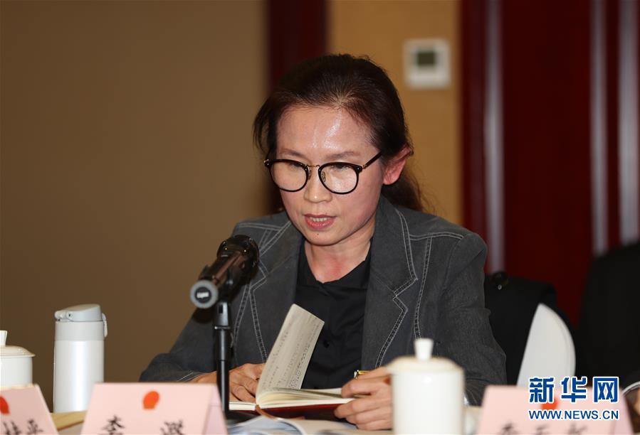 (兩會(huì)·基層代表履職故事)(4)全國(guó)人大代表李潞:承載生命囑托 堅(jiān)守醫(yī)生職責(zé)