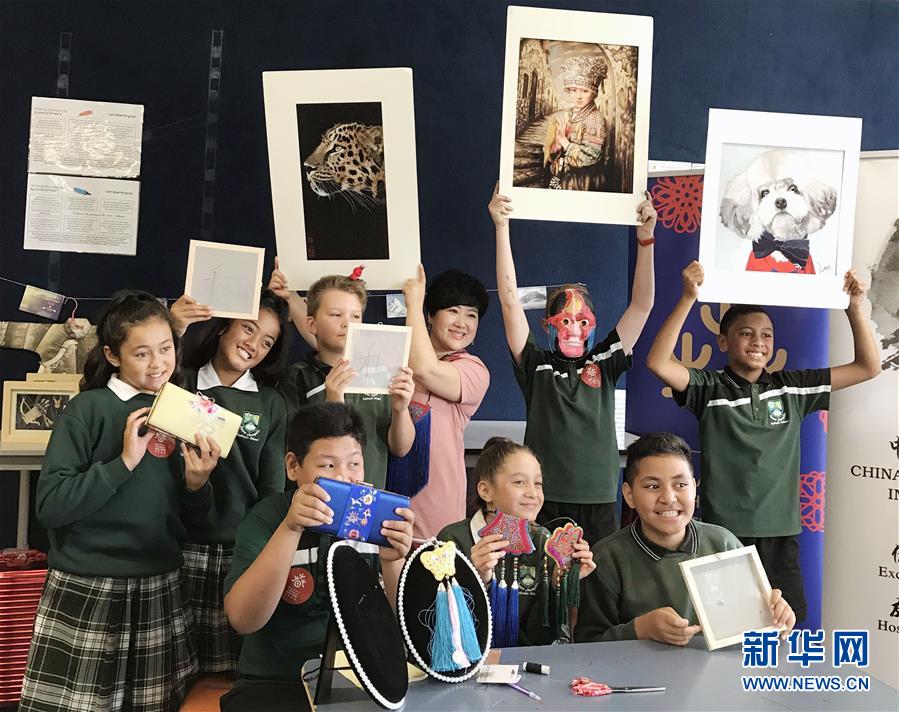 （兩會(huì)&middot;基層代表履職故事）（5）全國(guó)人大代表孫艷玲：做好非遺事業(yè)，讓古老技藝活起來