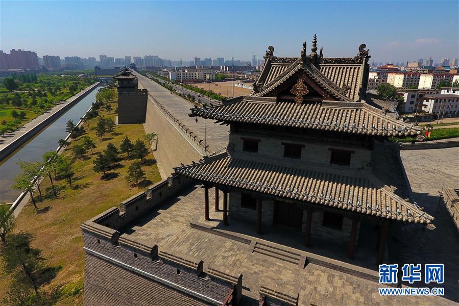 （在習(xí)近平新時(shí)代中國特色社會主義思想指引下&mdash;&mdash;新時(shí)代新作為新篇章&middot;圖文互動）（5）煤都之藍(lán) 大同大不同