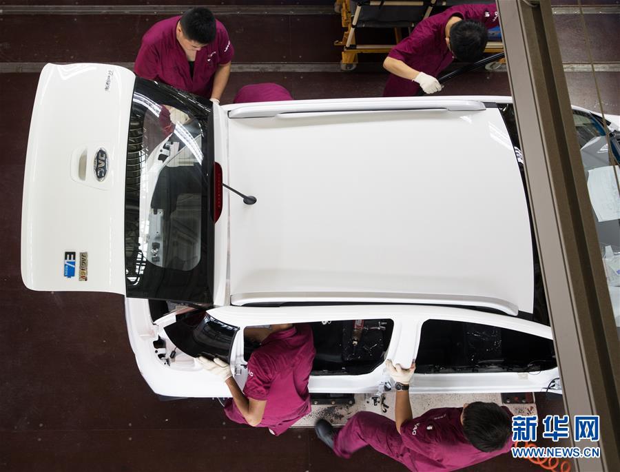 (新華全媒頭條·兩會特別報道·圖文互動)(7)凝聚不懈奮斗的磅礴力量——從全國兩會看奮進中國的奮斗姿態(tài)