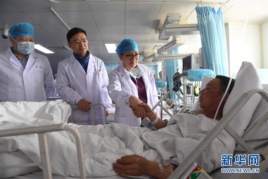 （新華全媒頭條&middot;響水化工廠爆炸事故&middot;圖文互動(dòng)）（3）為了617個(gè)生命的賽跑&mdash;&mdash;江蘇響水爆炸事故傷員救治一線實(shí)錄