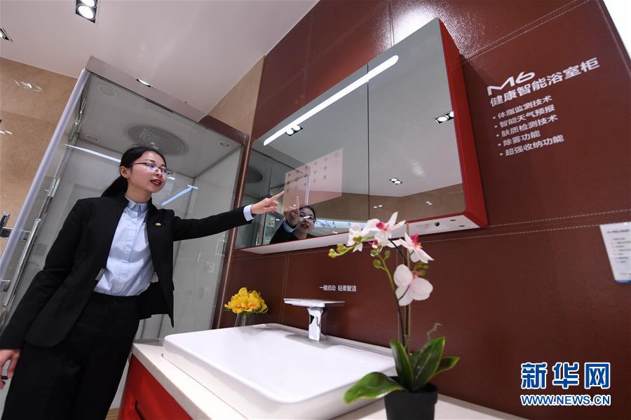 （在習(xí)近平新時代中國特色社會主義思想指引下&mdash;&mdash;新時代新作為新篇章&middot;圖文互動）（3）國際范兒&middot;科技范兒&middot;綠色范兒&mdash;&mdash;傳統(tǒng)制造業(yè)嶄露&ldquo;新面孔&rdquo;