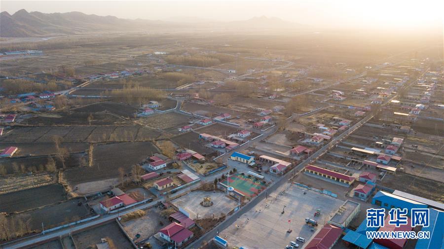 （壯麗70年&middot;奮斗新時代&middot;圖文互動）（4）情同一家，守望相助，共奔小康&mdash;&mdash;內(nèi)蒙古興安盟巴彥敖包嘎查民族團結(jié)見聞