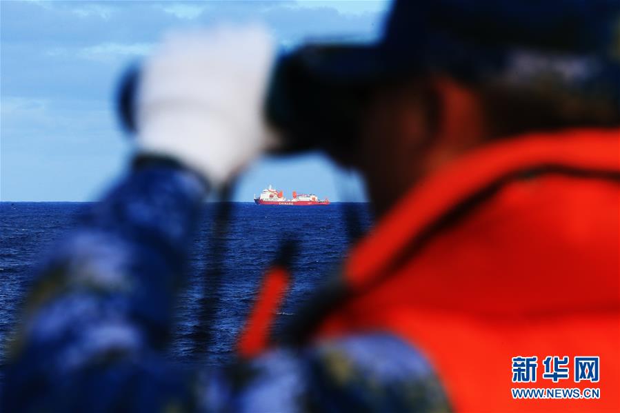 （新華全媒頭條&middot;人民海軍70年&middot;圖文互動）（6）向海圖強(qiáng)春潮涌&mdash;&mdash;黨中央、中央軍委和習(xí)主席關(guān)心人民海軍建設(shè)發(fā)展紀(jì)實