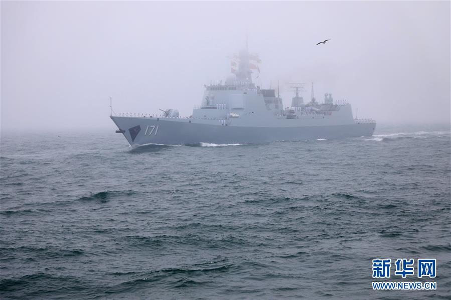 (新華全媒頭條·人民海軍70年·圖文互動)(7)奏響新時代海上和平樂章——人民海軍成立70周年海上閱兵活動紀(jì)實