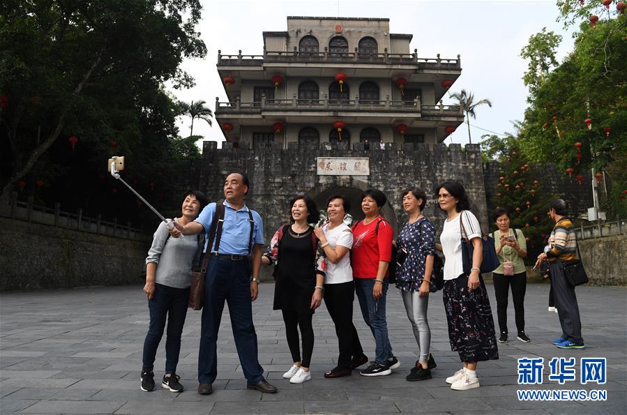 （壯麗70年 奮斗新時代&mdash;&mdash;推動高質(zhì)量發(fā)展調(diào)研行&middot;圖文互動）（4）生態(tài)旅游&ldquo;大文章&rdquo; 文旅融合綻光彩&mdash;&mdash;廣西邊關(guān)風(fēng)情旅游帶建設(shè)縱覽